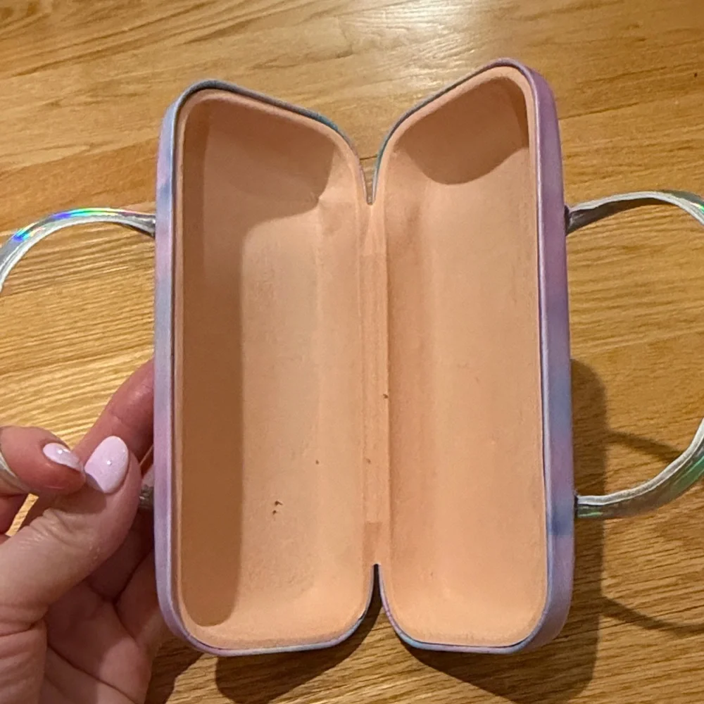 Iridescent Pastel Cat-Handle Kids Sunglasses Case - Pink & Lavender